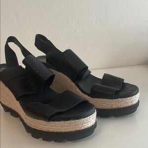 Sorel Joanie II Slingback  Sandals Black Size 9.5 Platform Wedge